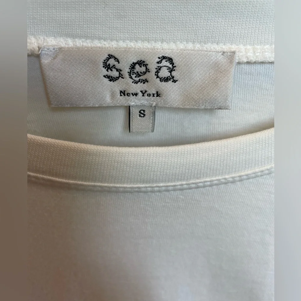 SEA NEW YORK Hazel Eyelet puff sleeve t shirt - Picture 5 of 5